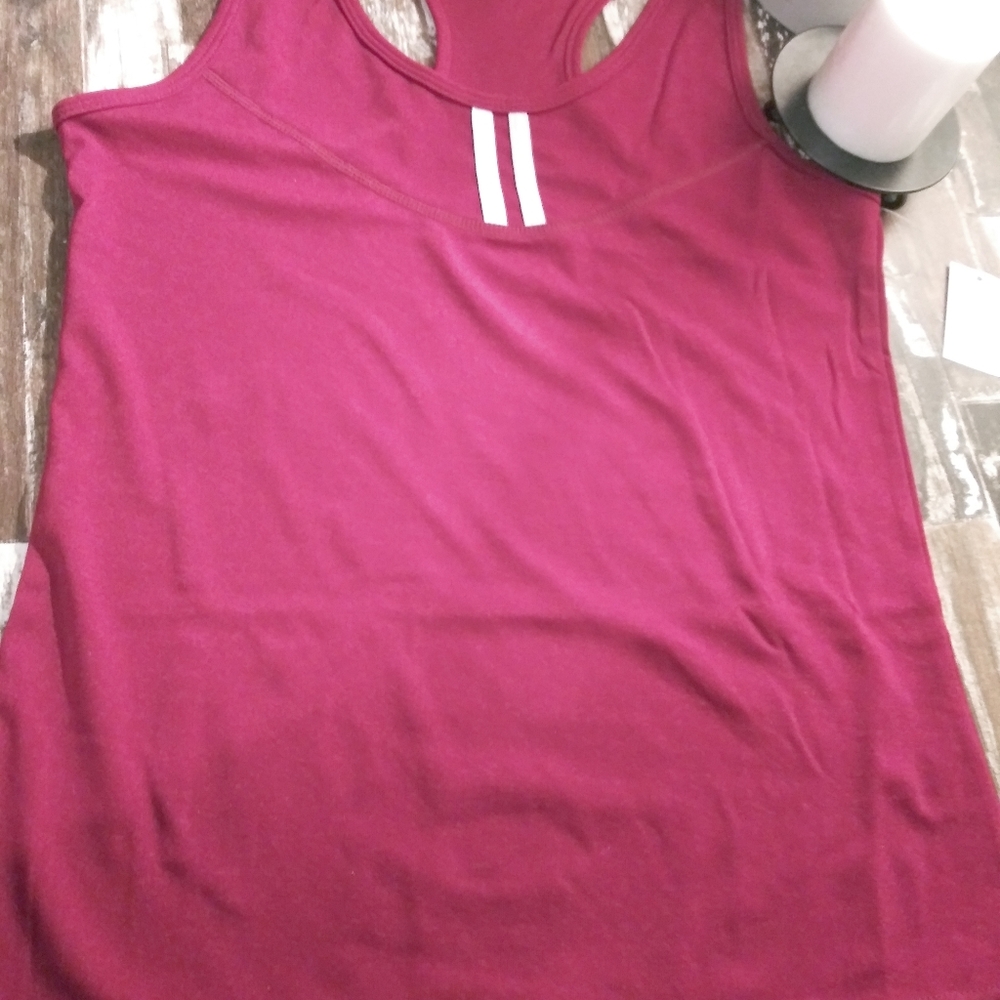 This cute plum Racer back tank top active wear